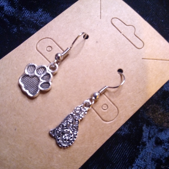 Handcrafted Cat Paw Animal Lover Earrings - Picture 2 of 2